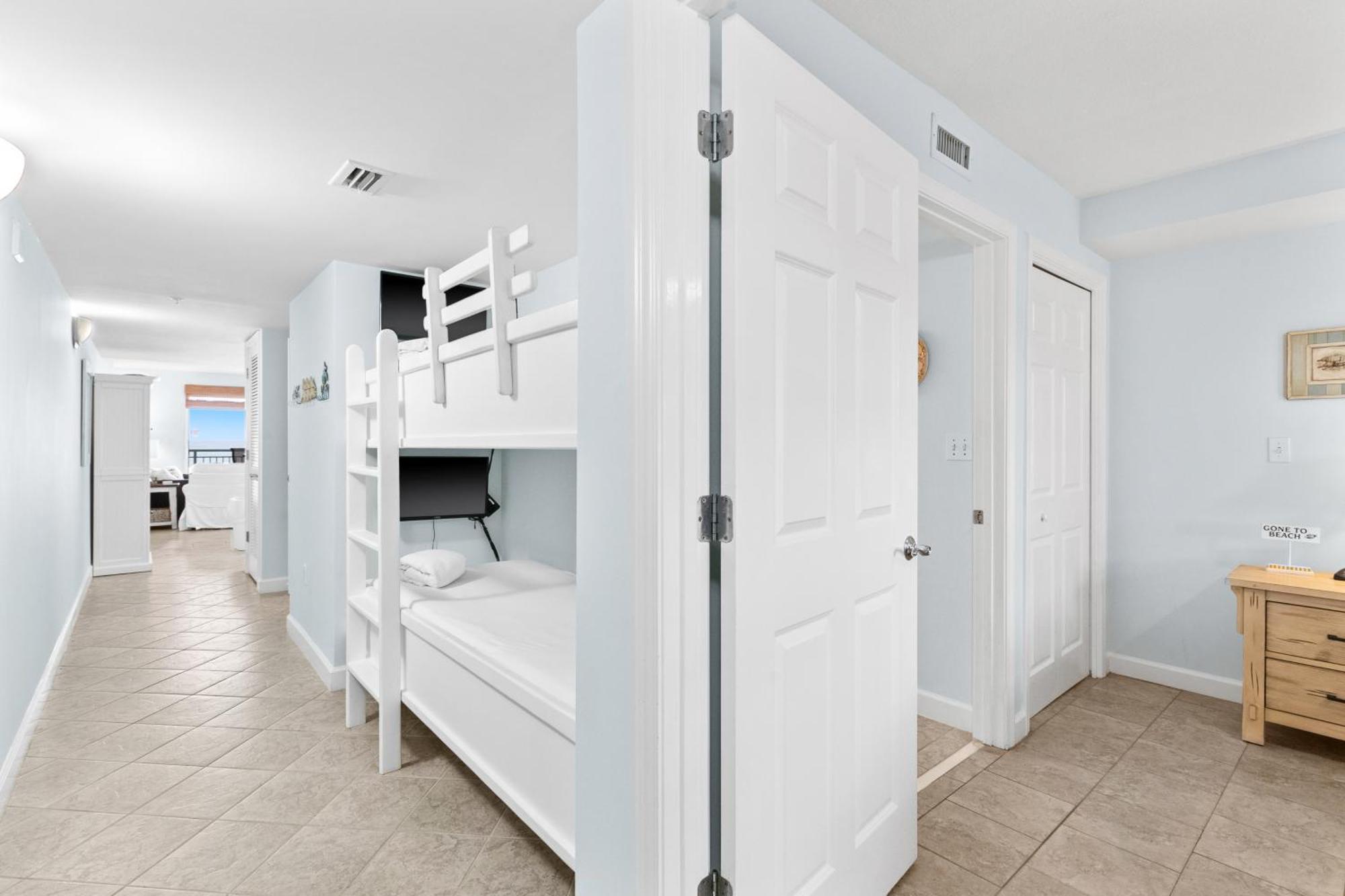 Pelican Isle Condominiums Форт Уолтон Бич Экстерьер фото